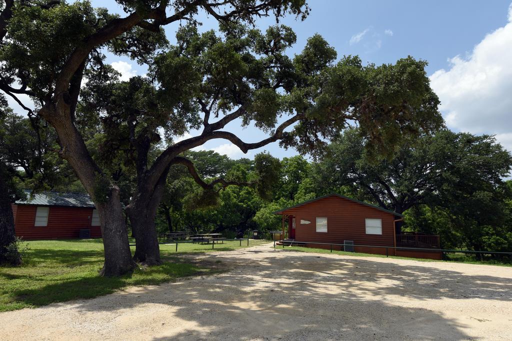 River Bluff Cabins Rio Frio Dış mekan fotoğraf