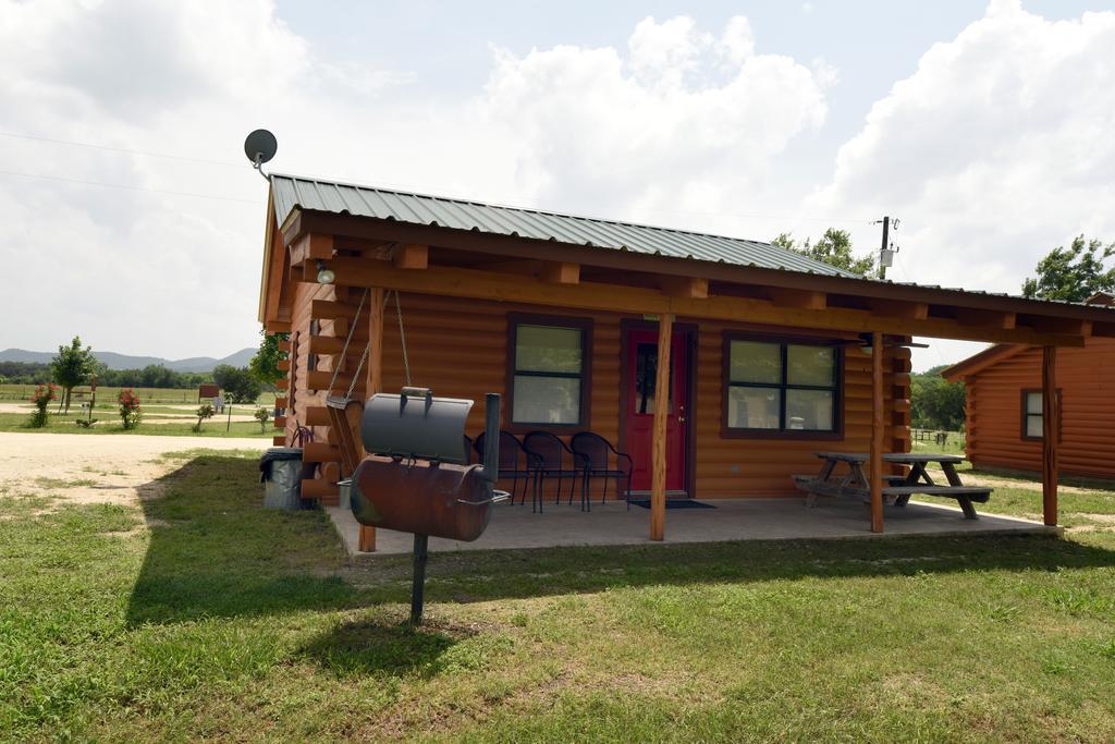River Bluff Cabins Rio Frio Dış mekan fotoğraf