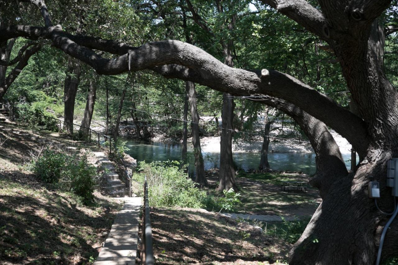 River Bluff Cabins Rio Frio Dış mekan fotoğraf